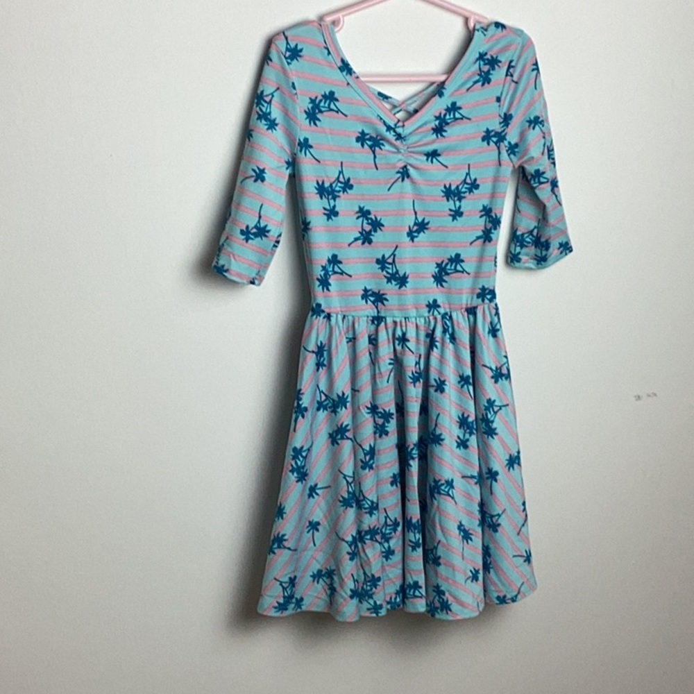 Dot dot smile size 5